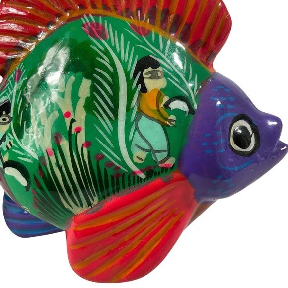 Colorful Mexican Folk Art Hand Painted Ceramic Fish Figurine 7” x 5” - Picture 7 of 12